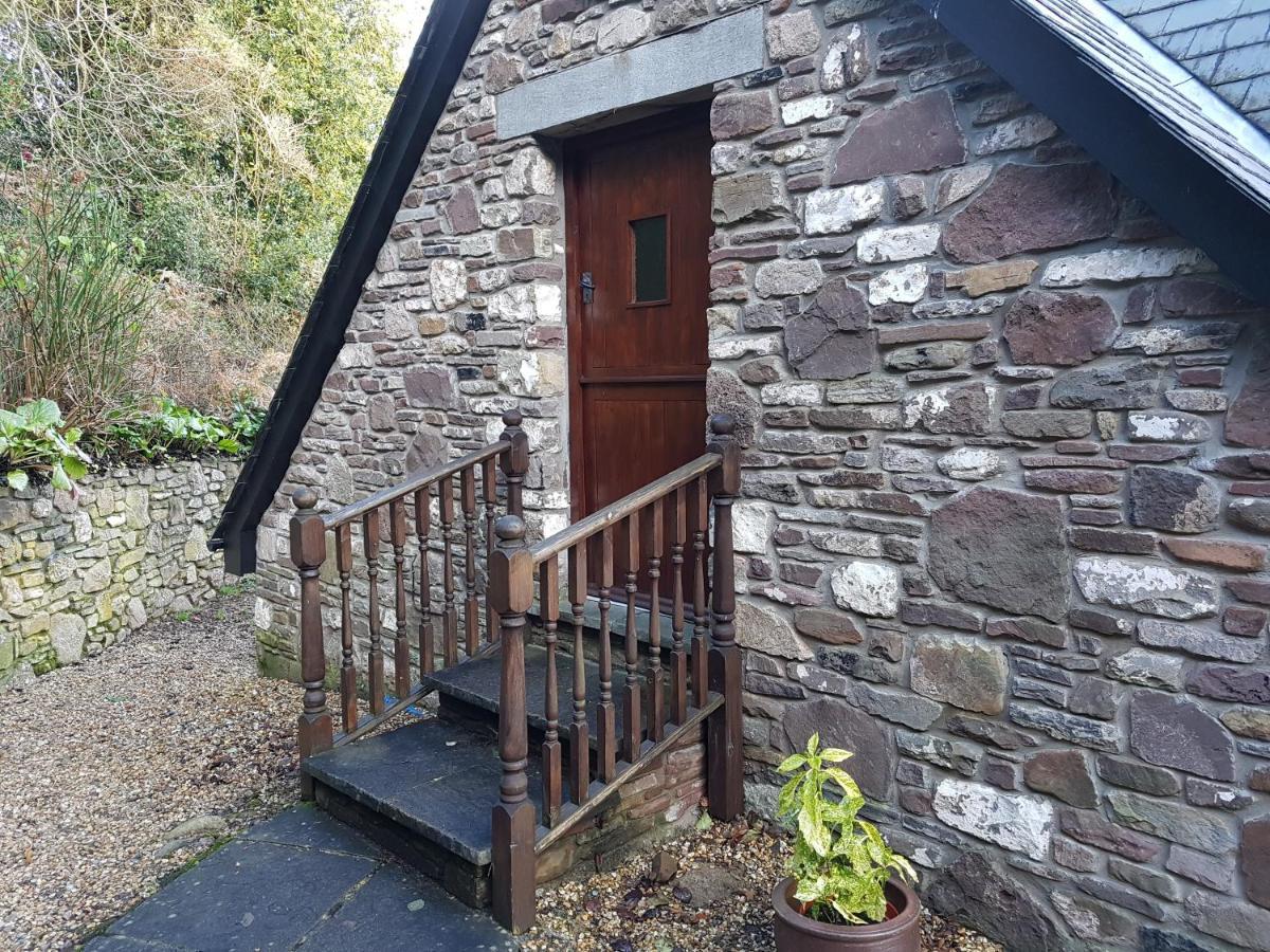 The Loft Apartment Abergavenny ภายนอก รูปภาพ