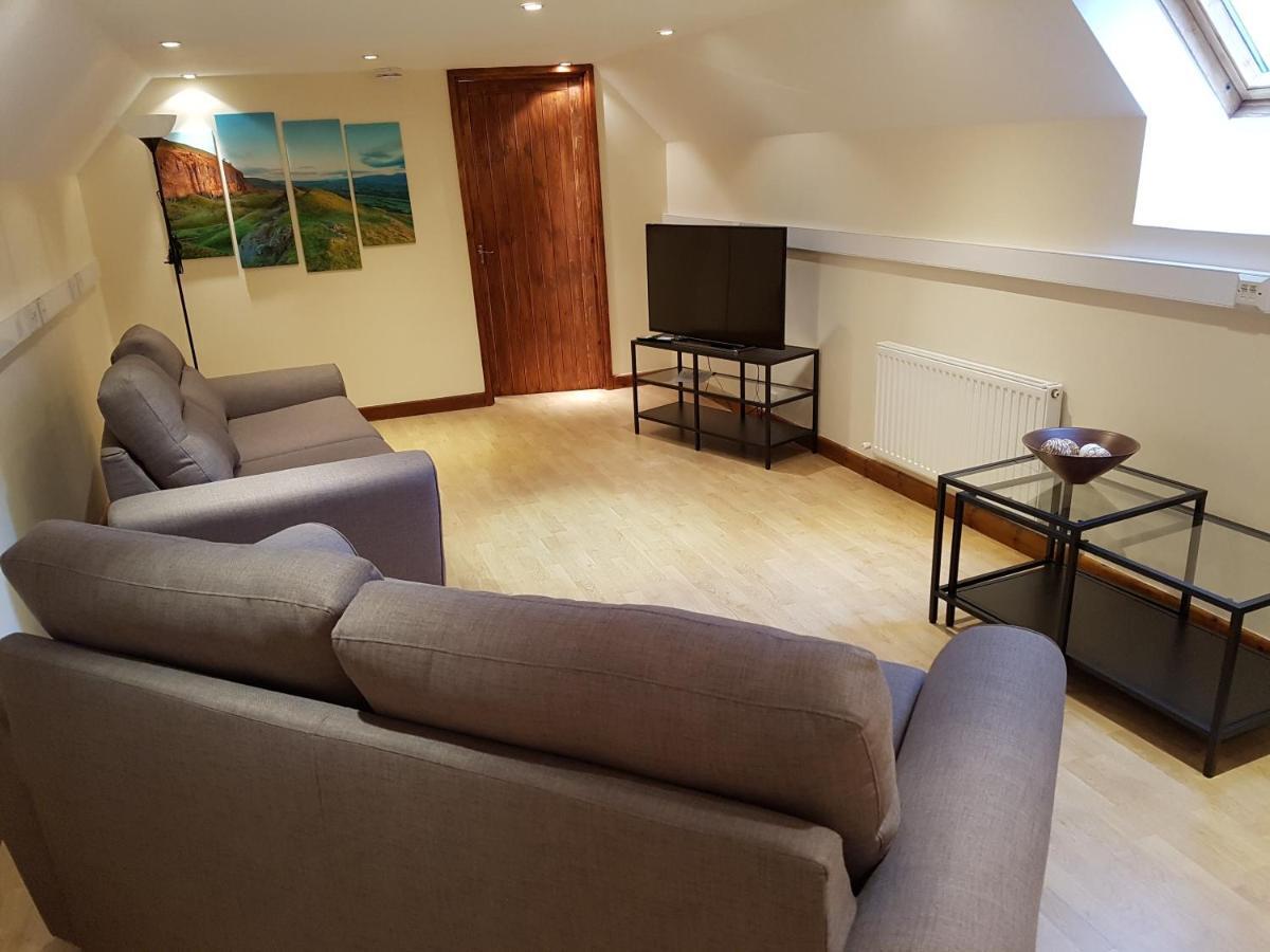 The Loft Apartment Abergavenny ภายนอก รูปภาพ